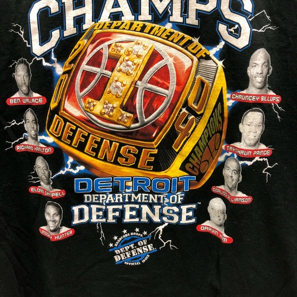 (SOLD) 2004 NBA Rings Tee Shirt - Picture 2 of 3